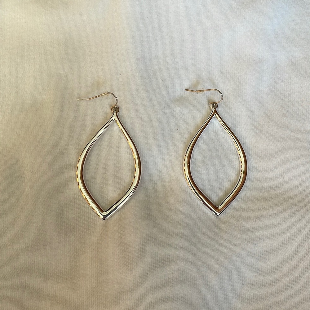 Premier Designs Earrings